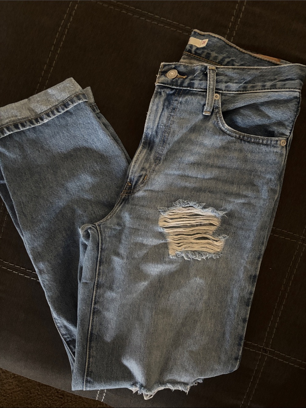 Levi’s high waist jeans size 28